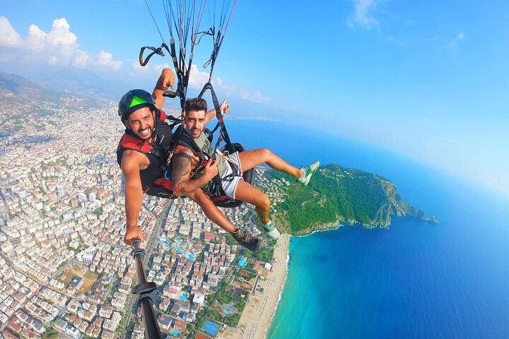 Alanya Tandem Paragliding Experience Fly Over Coast