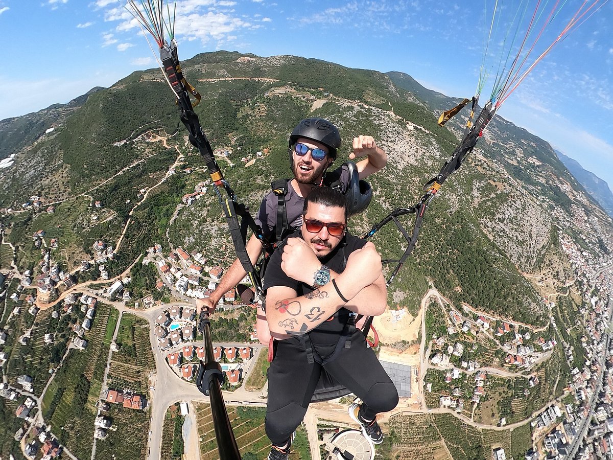 Alanya Tandem Paragliding Experience Fly Over Coast